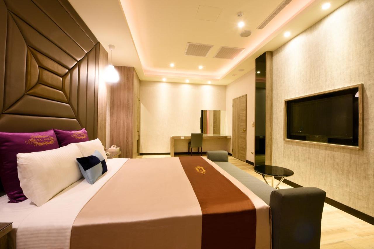 Purple Rainbow Motel 台北市 エクステリア 写真