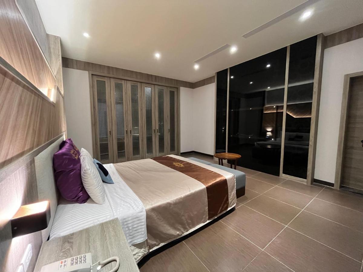 Purple Rainbow Motel 台北市 エクステリア 写真